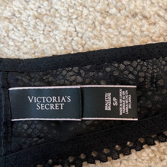 Victoria’s Secret Black Lace Halter Bralette - Picture 5 of 5
